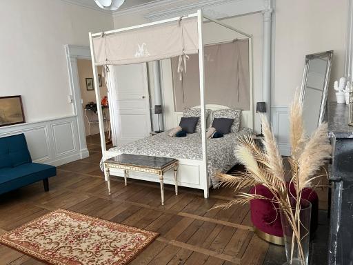 La Villa Louana 1 Appartement 160m2 sobriété,élégance en cœur de ville - Hizvo