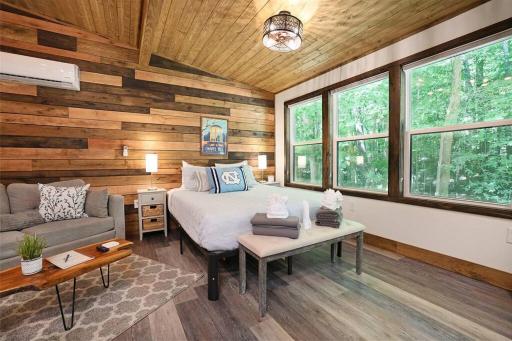 Tiny Tarheel Cozy Retreat Near UNC Tiny House - Housity
