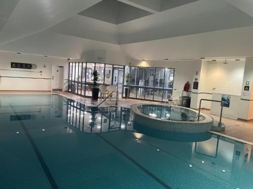 DoubleTree by Hilton Coventry - Housity