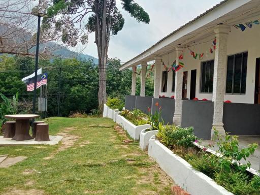 Belebar Homestay Taman Negara Pahang Malaysia - Housity