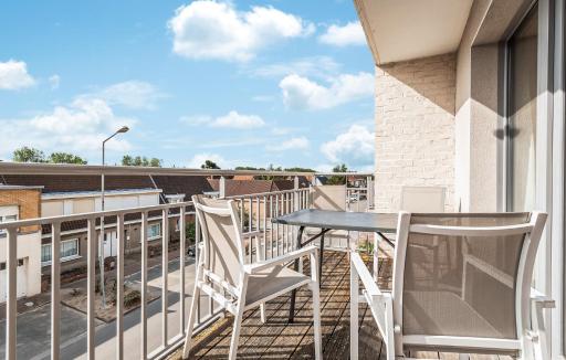 Beautiful Apartment In Bray-Dunes With Wifi - Housity