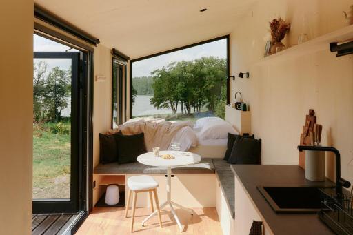 Raus Tiny House am See mit Sauna und Whirlpool - Housity