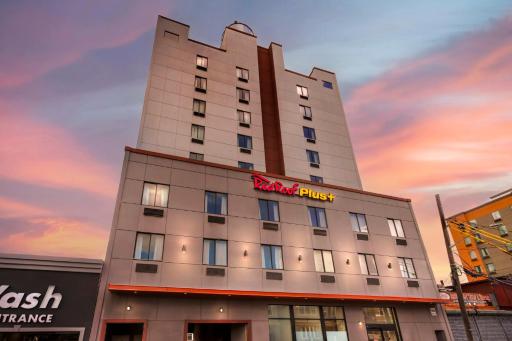 Red Roof Inn PLUS Jamaica, NY - JFK Airport - Housity
