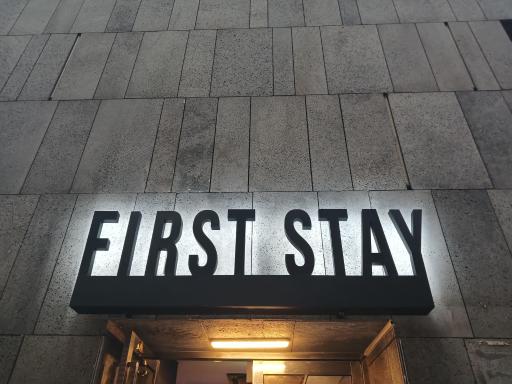 Hotel Firststay Hongdae - Housity