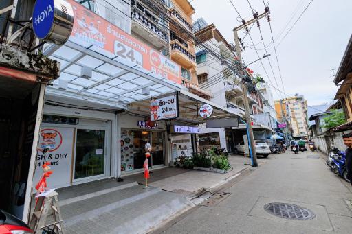 Reezq Hostel - Housity