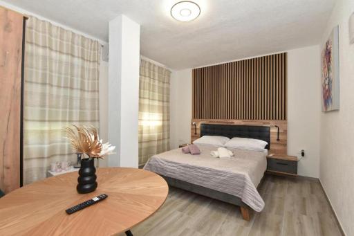Jeta Studio & Rooms - Housity