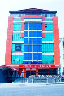 Hotel Gajur Palace - Housity