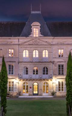 Château de Briançon, The Originals Relais - Housity