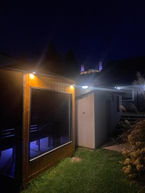 Domek z ogródkiem - sauna dla gości - Housity