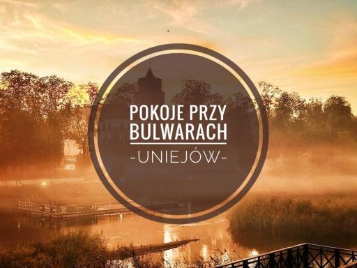 Pokoje przy Bulwarach - Housity