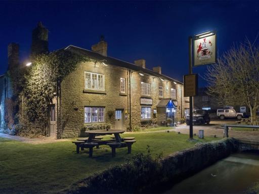 The Fairfax Arms - Housity