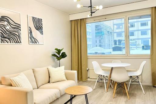 Tampere city center one bedroom apartment - train station, Nokia Arena, Netflix - Housity