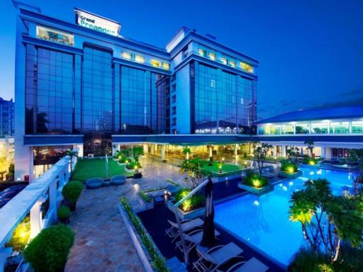Grand Hotel Preanger - Housity