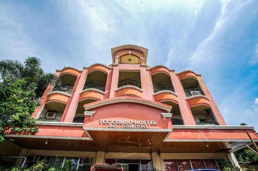 OYO 192 Tcc Condo-hostel - Housity
