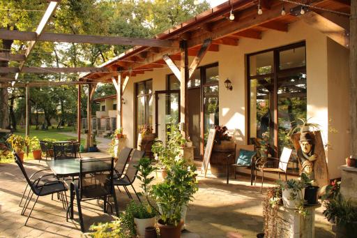 Kvareli Oaks - Housity