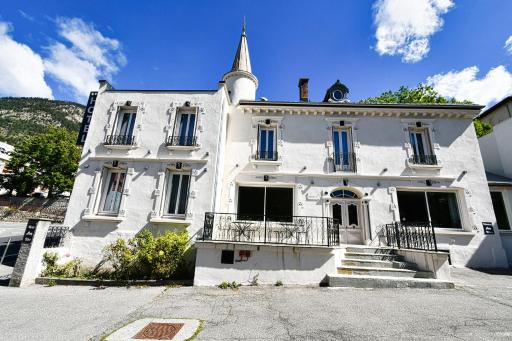 Hôtel Edelweiss - Housity
