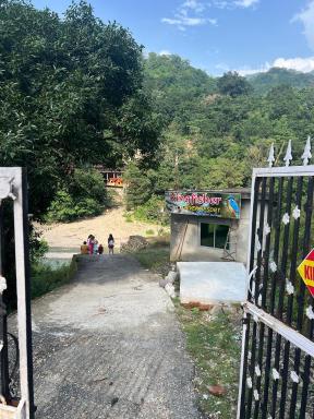 Kingfisher River Resort - Housity