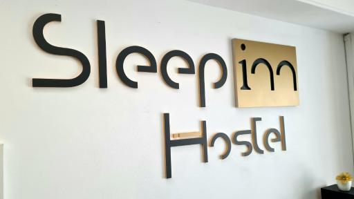 Sleep Inn Hostel - Housity