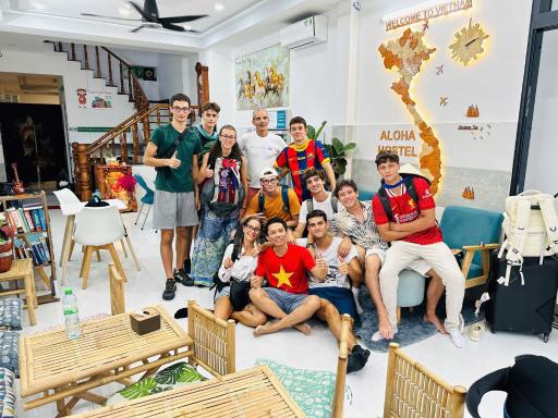 ALOHA SAIGON PREMIUM HOSTEL by Local Travel Experts - Newly opened, Less-touristy location, Spacious rooms, Glass shower bathroom, Free breakfast & Walking Tour - Hizvo