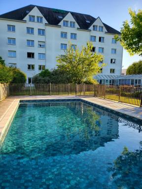Kyriad Tours - Joué-Lès-Tours - Housity
