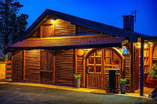 Wood house Marilla - Housity