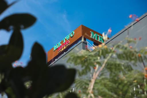 MK Two Hotel - Housity