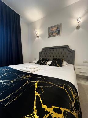COCHET BOUTIQUE - Housity