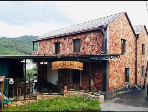 Heritage of Alluria - Housity