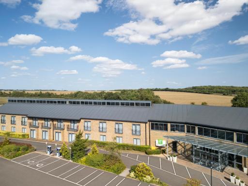 Holiday Inn Huntingdon Racecourse, an IHG Hotel - Housity