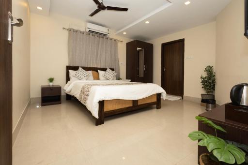 2BHk COMFORT HUB NEAR GARIAHAT & GOLPARK - Housity