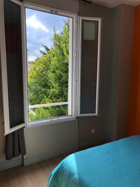 Appartements Saint Gratien 3 min à pied transport Tour Eiffel - Housity