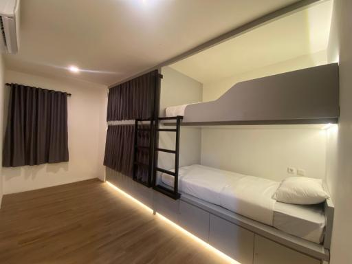 BDGBOX - Sleeping Pod di Setiabudi - Housity