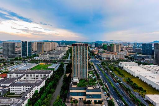 Atour Hotel Hangzhou Binjiang Jiangling Road - Housity