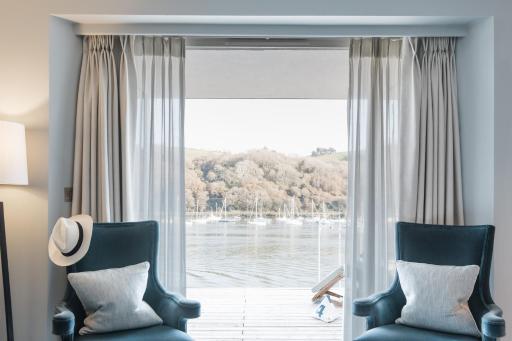 Dart Marina Hotel - Housity