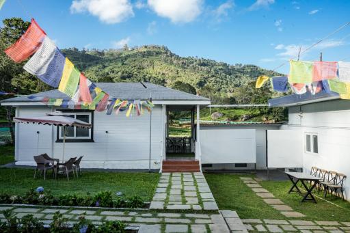 The Door to Nirvana Cottages - Housity