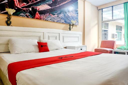 RedDoorz Near Pelabuhan Sri Bintan Pura Tanjungpinang - Housity