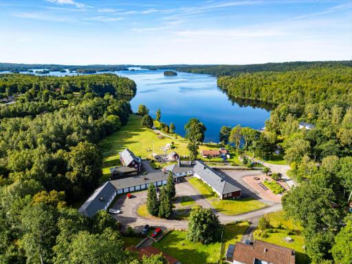 Breanäs Hotell - Housity