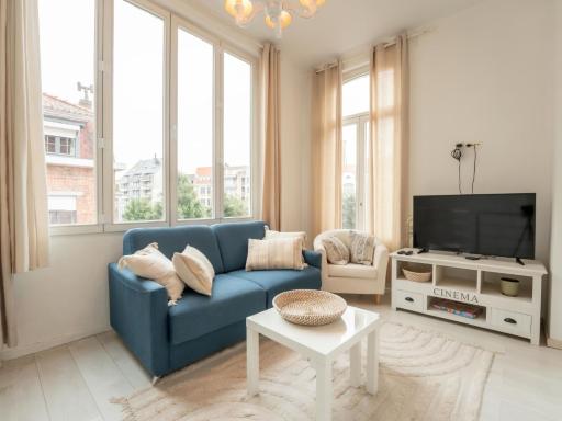 Apartment Centrally located Charlemagne I by Interhome - Housity