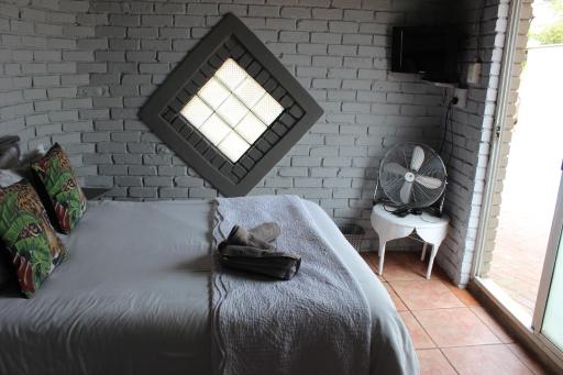 Kameelboom Lodge - Housity