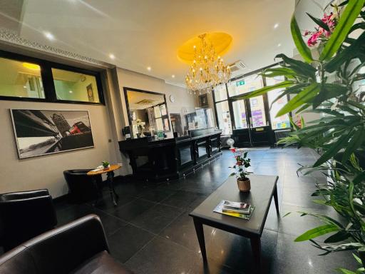 Bridge Park Hotel - Housity