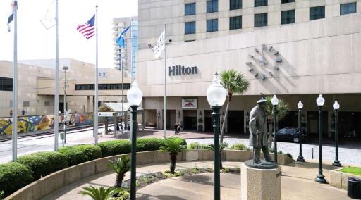 Hilton New Orleans Riverside - Housity