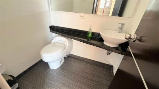 M402- Apartaestudio tipo loft en el norte (Av 19) - Housity