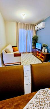 Apartamento TOP em CRICIÚMA-SC - ótimo CUSTO-BENEFÍCIO - Cozinha completa - Cama Box - WiFI - Smart TV - Apps YouTube - NetFlix - Amz Prime - Garagem - Portaria Digital 24h - Lugar sossegado e arborizado - Acomoda até 5 pessoas - Housity