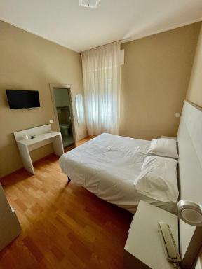 Piccolo Hotel - Housity