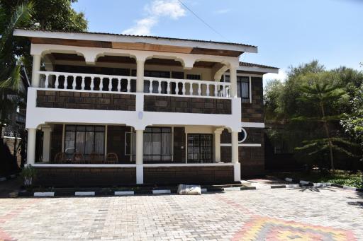 Pega Tours Home Stay - Housity