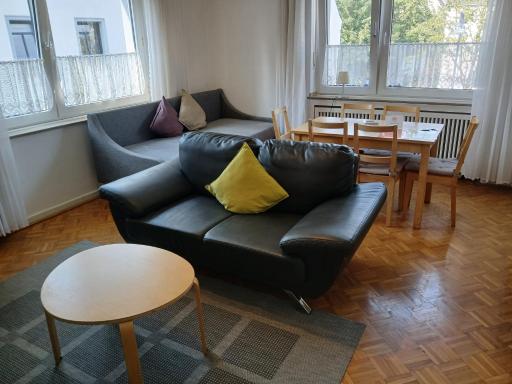 Ferienwohnungen Viersen - Housity
