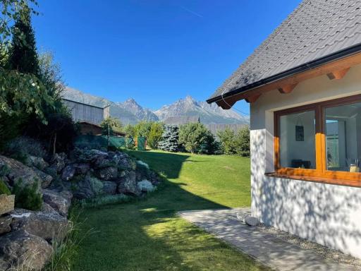 VILA LESNA House with a garden 2 minutes from the center of the Tatras - Housity
