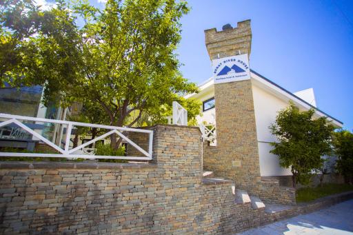 Berat River House Boutique Hotel - Housity