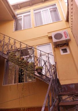 Dodo-Inga's Apartment - Hizvo