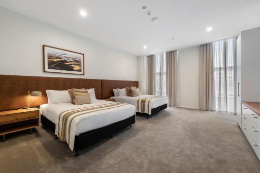 Southwark Hotel & Apartments - Housity